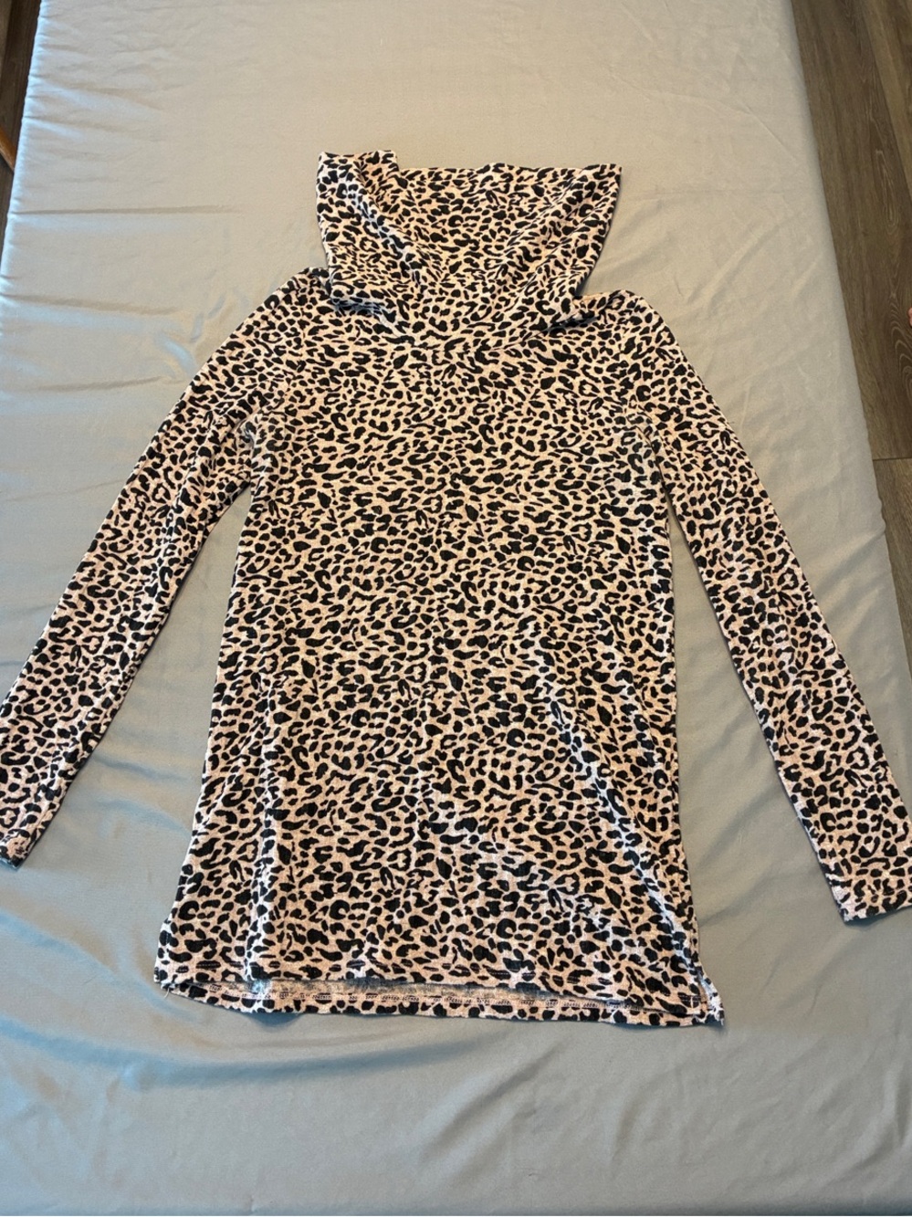 Tribal Hooded Long Sleeve Leopard Print Top in Pink and Black